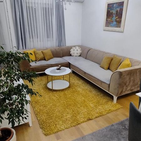 Lovely apartment - Ljupki stan Podgorica Kültér fotó
